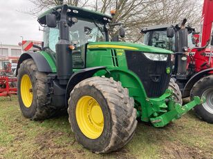 kolový traktor John Deere 7270 R