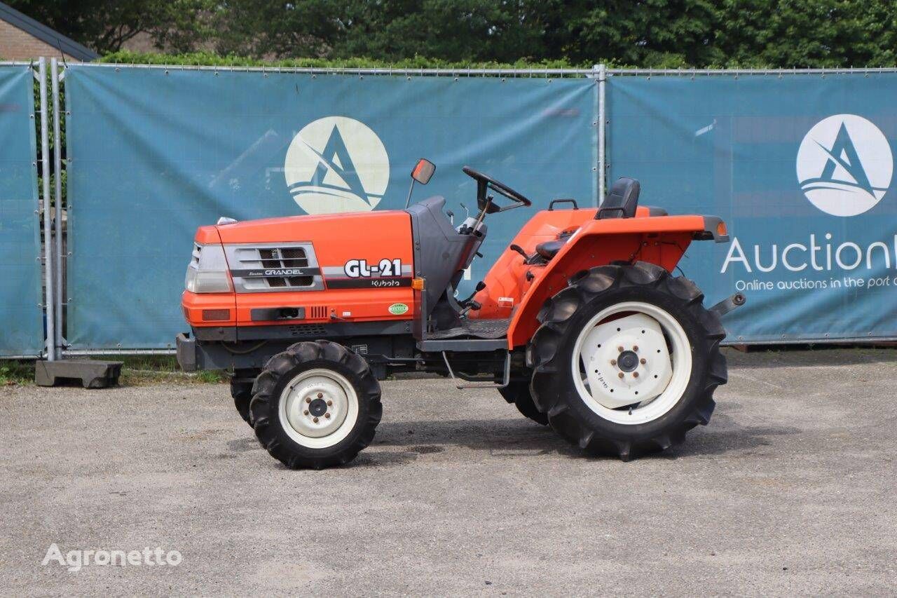 kolový traktor Kubota GL21