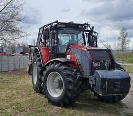 kolový traktor Valtra T163ESD5
