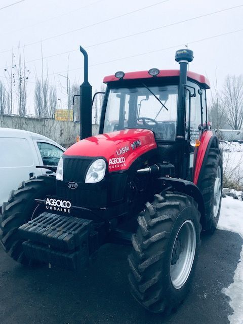 nový kolový traktor YTO LX954 Premium NAVI