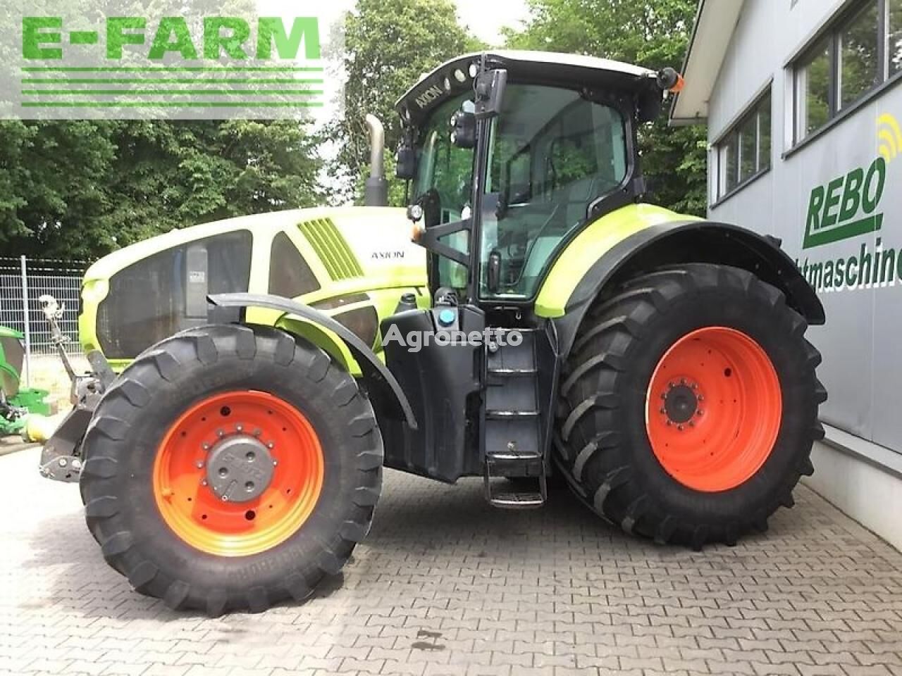 kolový traktor axion 920 cmatic