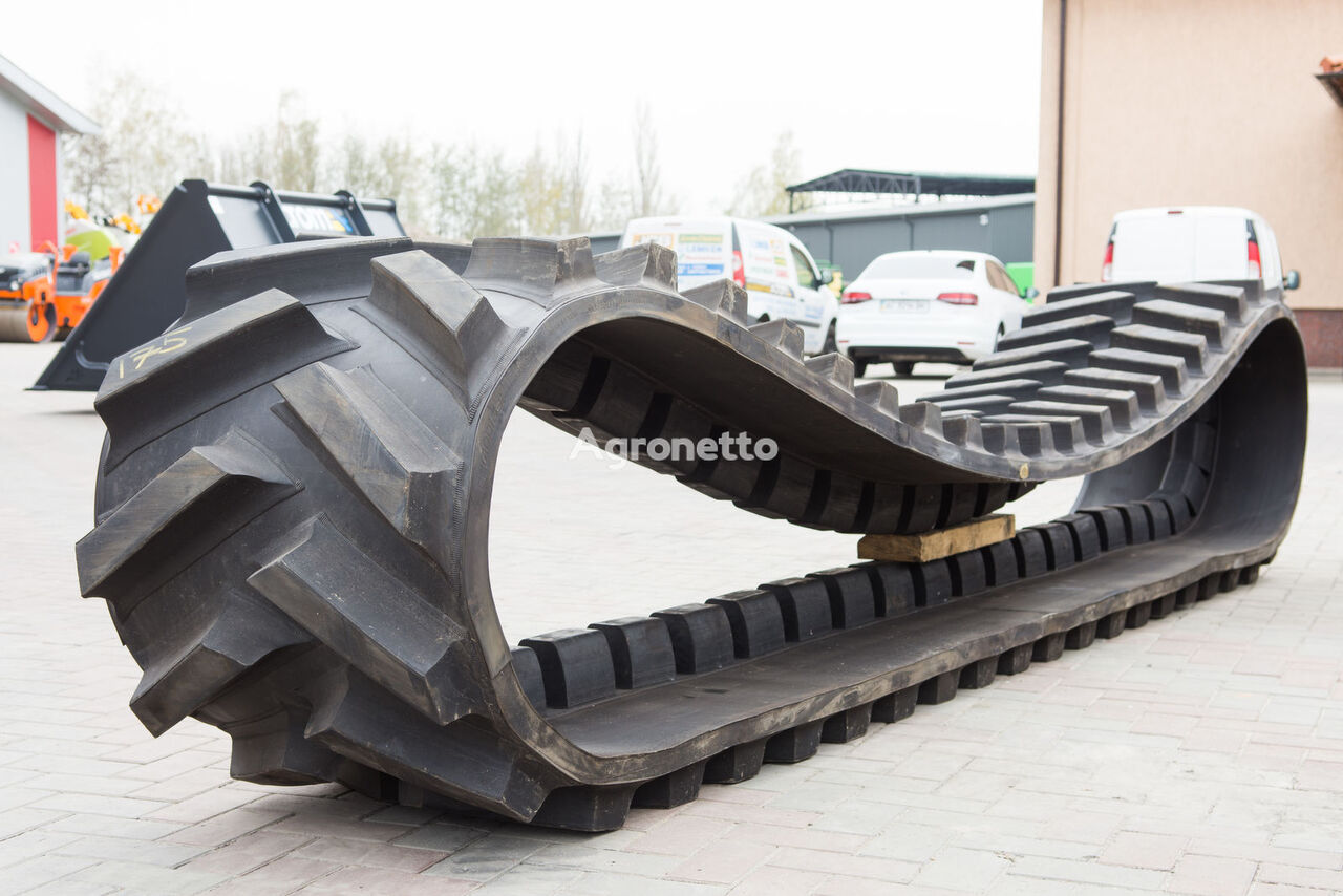 gumový pás Challenger pro kolového traktoru Caterpillar MT 765