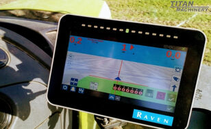 navigační systém Raven CR7+RS1 pro kolového traktoru