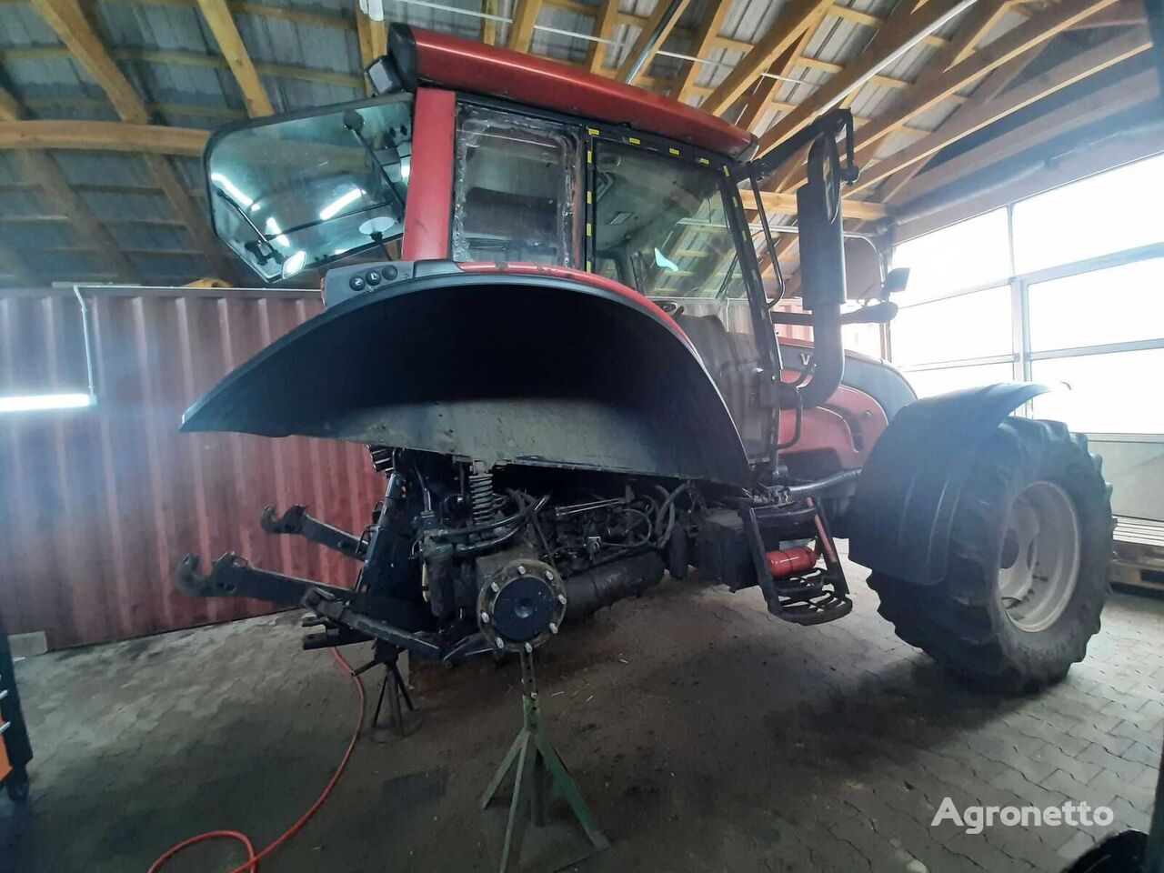 Opravy a generální opravy traktorů VALTRA, přívěsů PALMS, zemědělské techniky