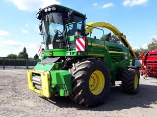 sklízecí řezačka John Deere 7780i NIR Sensor